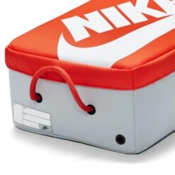 Nike Golf Shoebox Bag 11 Nike Golf Shoebox Bag -Golf Clothing Shop Nike Golf Shoebox Bag DA7337 869 5